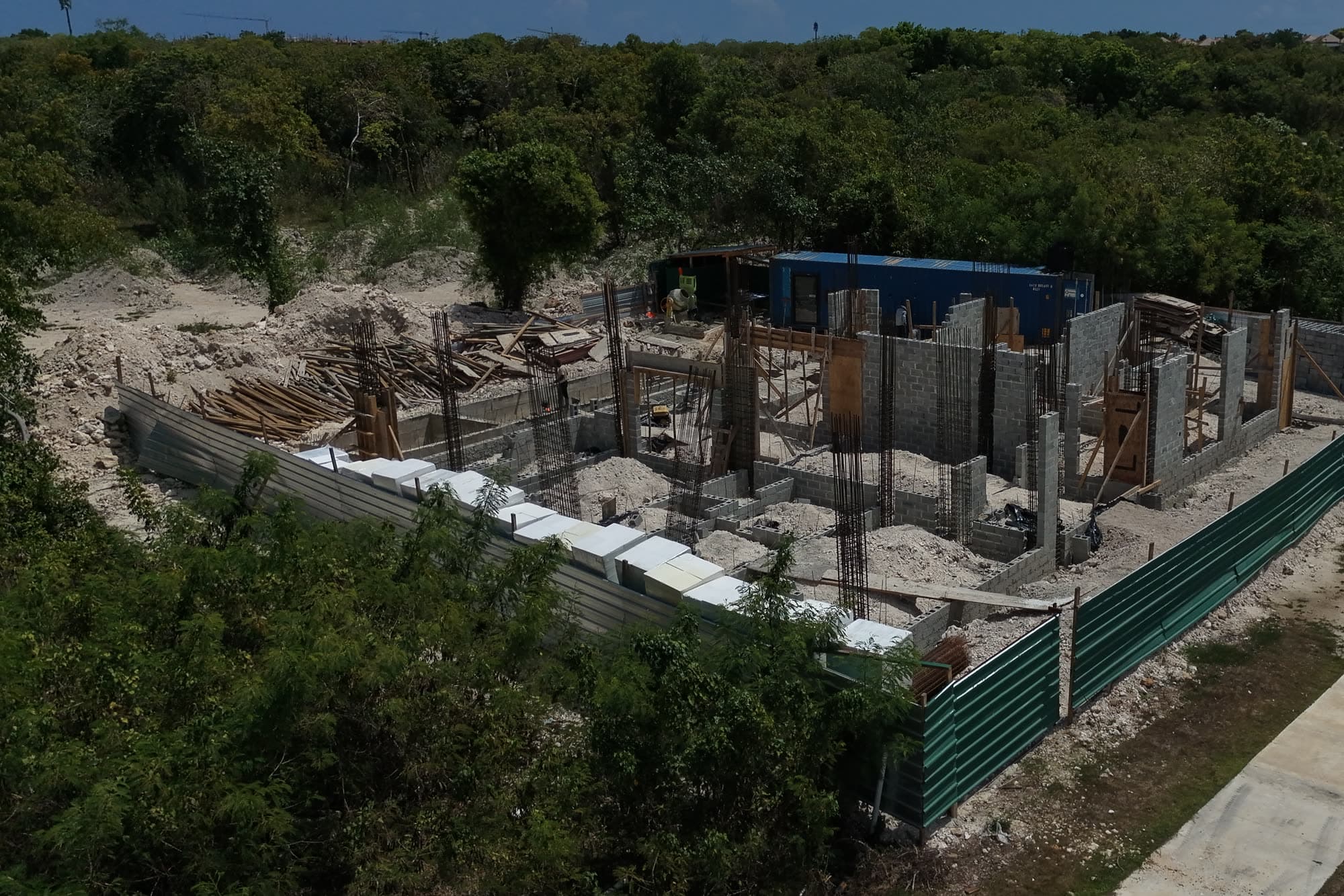 Etapa 05, muros: La casa empieza a tomar forma.