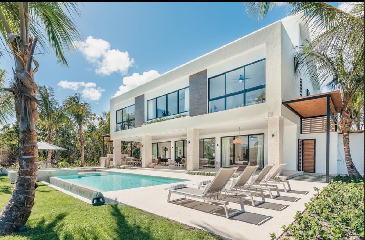 Villa B31 — proyecto en el que participó Contradonai en Punta Cana Resort & Club — Hacienda